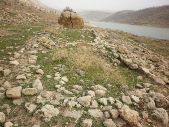 Figure 8 : View of the of Trenches' western wall gate-view to the east