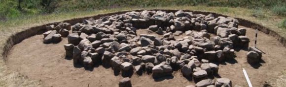 Figure 17: Mound ?3. The scheme of the tomb c) Stratigraphic snip excavationconducted in Rakhat settlement At the same time stratigraphic snips to nomad camps were constructed inherent of Sak time. Generally there was detected waste of ceramics inherent of Sak time. The period of obtained materials is basically a period of Sak, while ceramic wastes found in the lower part of the fossil are based on the technique of Bronze Age. In this regard we can notice that the historical roots of settlement are deep [6].