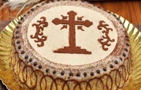 Figure 4: Colive for holiday(Coliva: defini?ie ?i minuneaSfântuluiTeodorTiron -fotoreportaj de la decorareacolivei, n.d.)