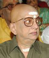 Kadhal Vaaganam Synopsis of the Movie (Written after viewing the movie in U-tube i.e. https://youtu.be/5N-V8JAKSI0) The hero MGR (Sundaram) is a Burma Tamilan returned to Tamil Nadu is a very rich man. His father Panchatchalam (Major Sundararajan) a rich man in Burma. Suddenly the hero decides and goes to Madras of Tamil Nadu. His father Panjatchalam who runs a big business in Singapore wanted to help his son in Volume XXI Issue V Version I 118 ( )